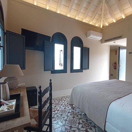 Uma Suites Parada Del Marques Seville Ngoại thất bức ảnh