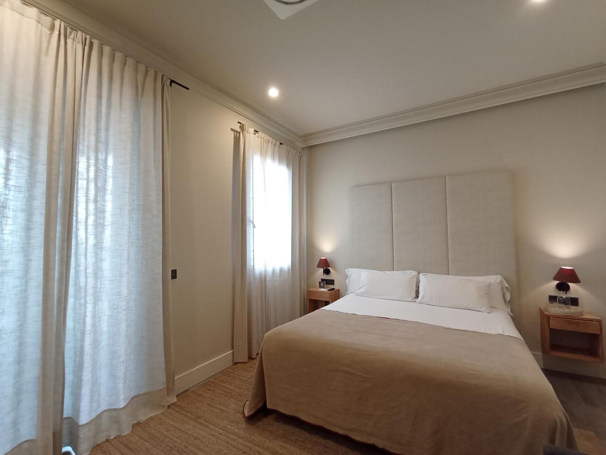 Uma Suites Parada Del Marques Seville Ngoại thất bức ảnh