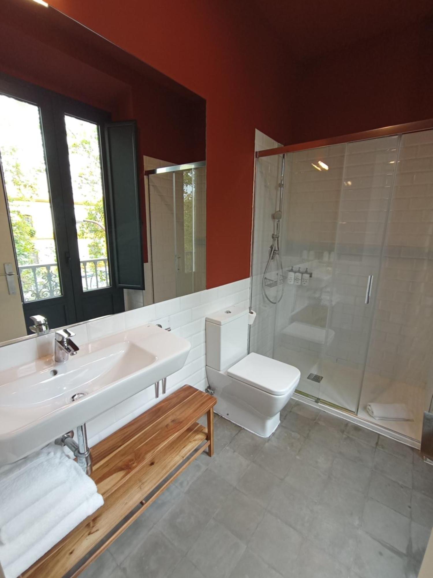 Uma Suites Parada Del Marques Seville Ngoại thất bức ảnh