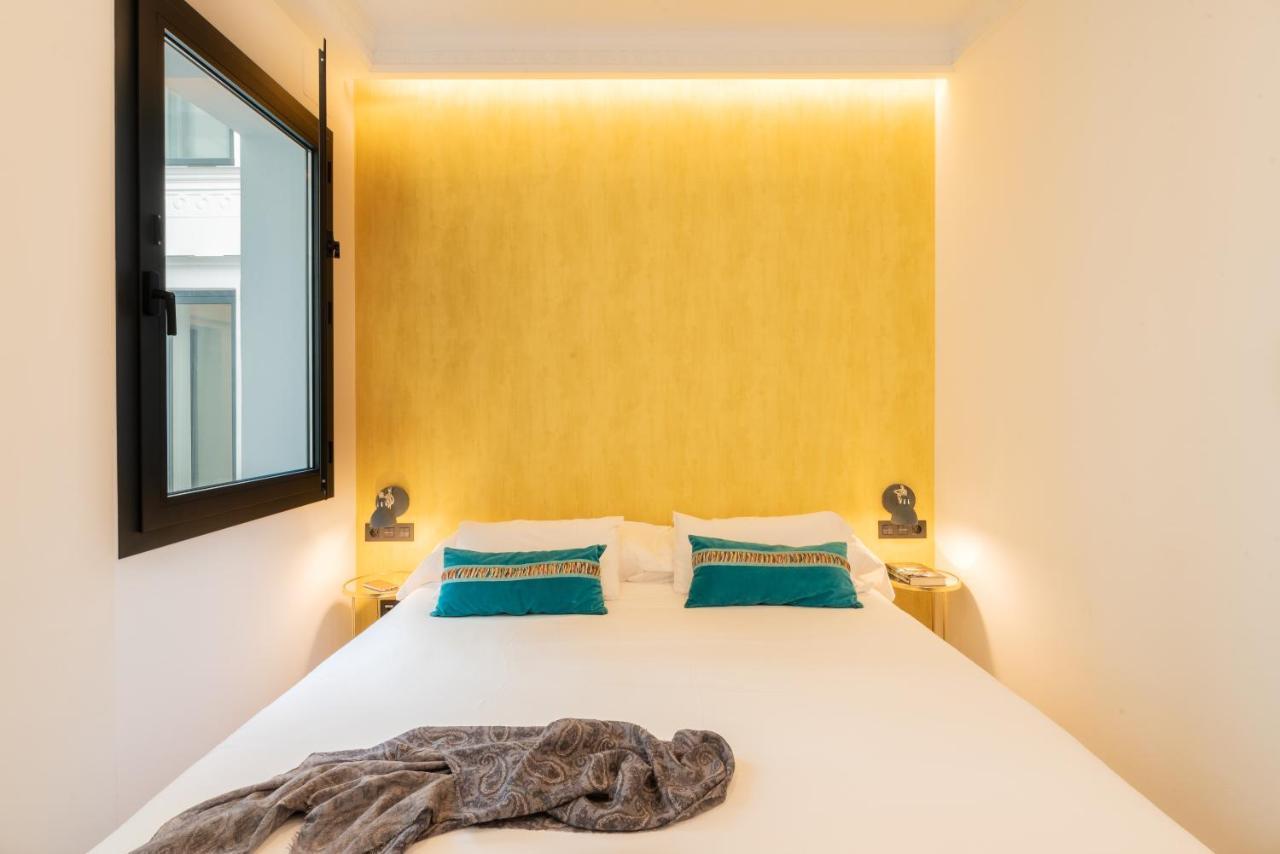 Uma Suites Parada Del Marques Seville Ngoại thất bức ảnh